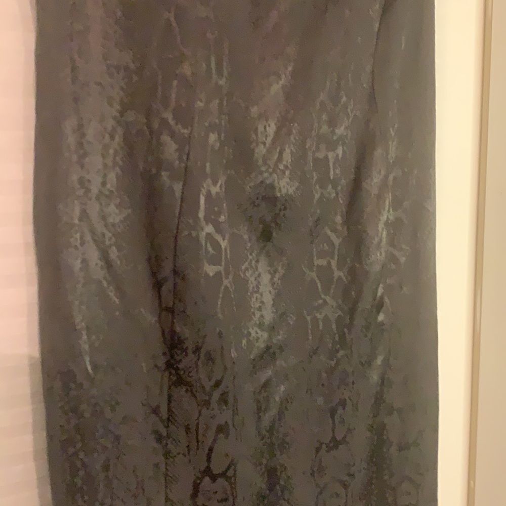 Black Strappy Burnt Look Snake Print Dress 10 Petite - Picture 4 of 7